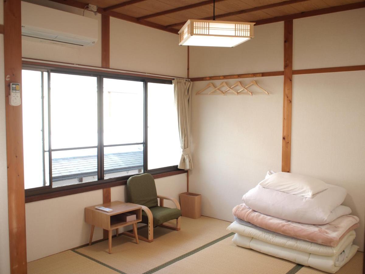 Guest House Hachi Hachi Koyasan Rum bild